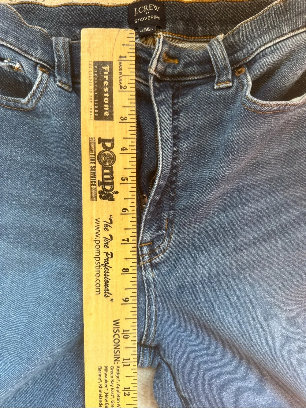 J. Crew Women’s Stovepipe Straight-Leg Jean in signature stretch+ - Sz 28
